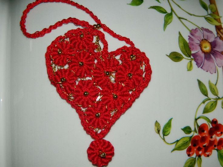 http://www.pinterest.com/pin/58828338856774062/ Bijouamargaretenspitze: Un cuoricino per San Valentino