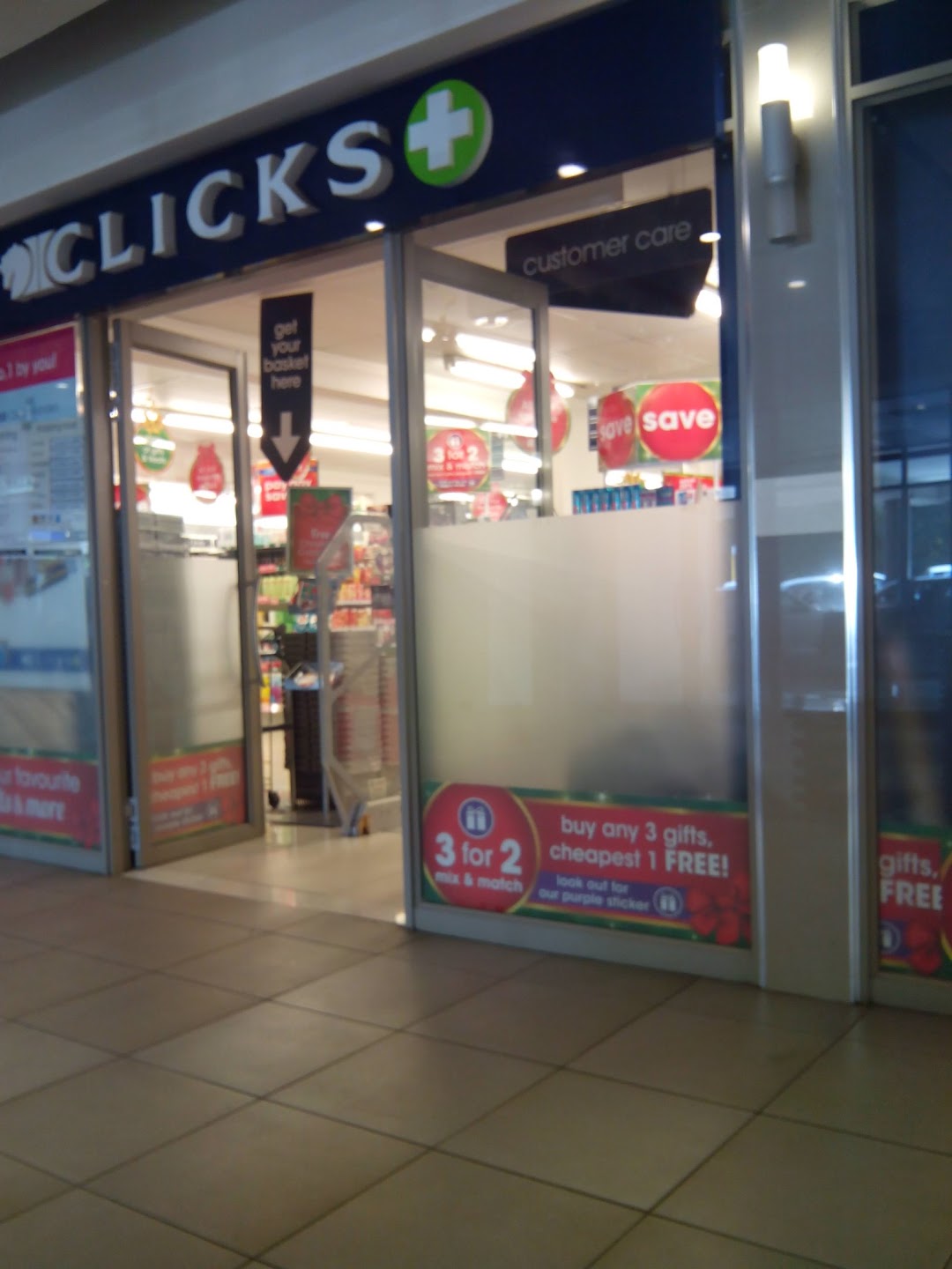 Clicks Pharmacy - Queensburgh