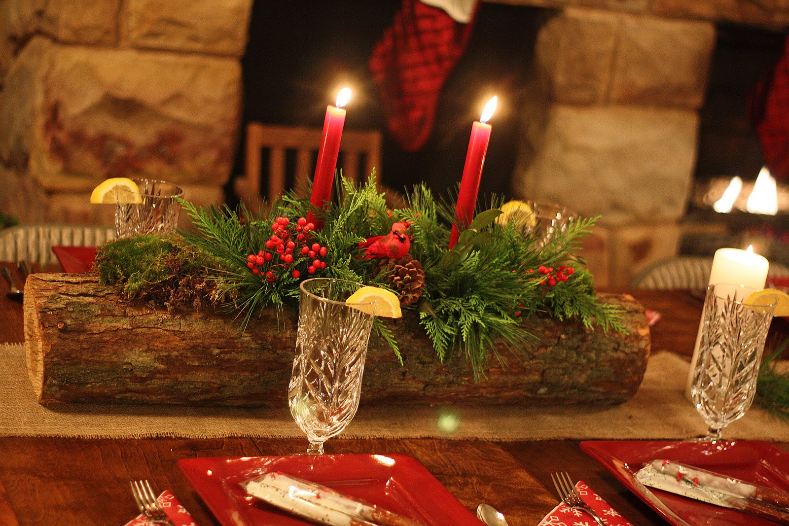 40 Christmas Dinner Table Decoration Ideas All About Christmas 40 Christmas Dinner Table Decoration Ideas All About Christmas