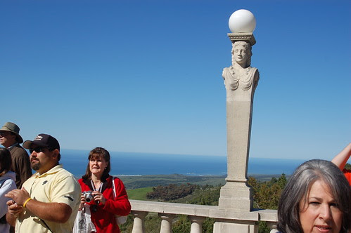 Hearst Castle: Out to the sea