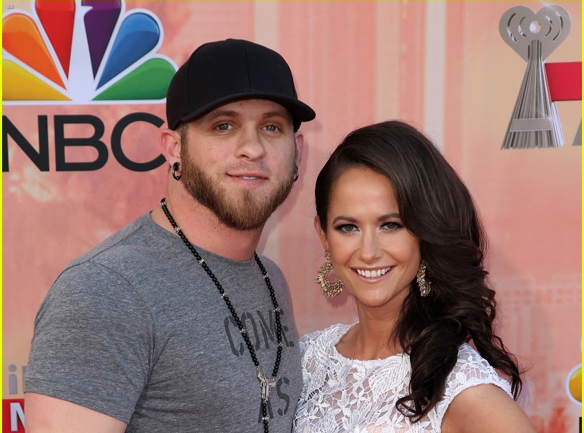 Brantley Gilbert And Amber Cochran Wedding Pictures