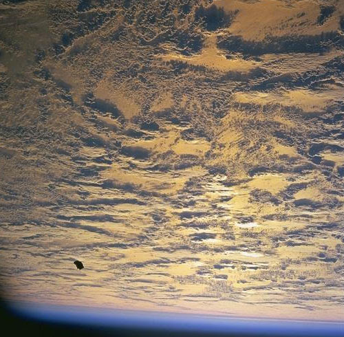 Nasa STS088-724-68.JPG