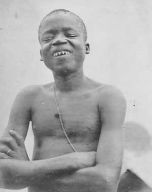 File:Ota Benga 1904.jpg