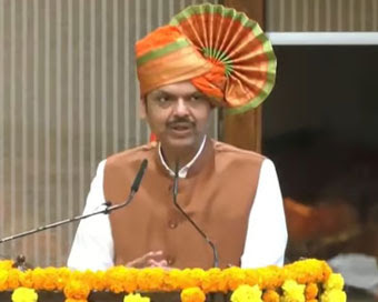 Maharashtra CM: देवेंद्र फडणवीस तीसरी बार बनेंगे महाराष्‍ट्र के नए  मुख्‍यमंत्री, BJP कोर कमेटी की बैठक में लगी मुहर, आजाद मैदान में कल लेंगे  शपथ | SamayLive