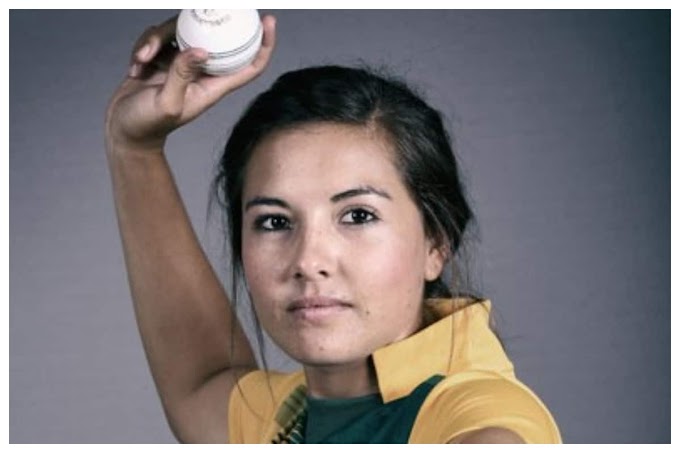 South-African Cricketer Suné Elbie Luus Reaches Out to Indian Fans