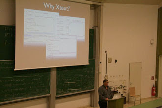 Maximilian Weißböck on Xtext (© Markus Musil)