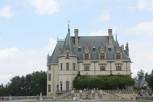 Side profile of the Biltmore Estate