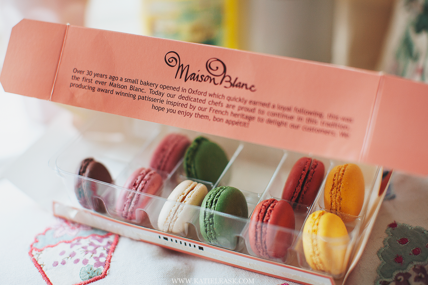 Macarons-and-Flowers-Katie-Leask-Photography-001-S