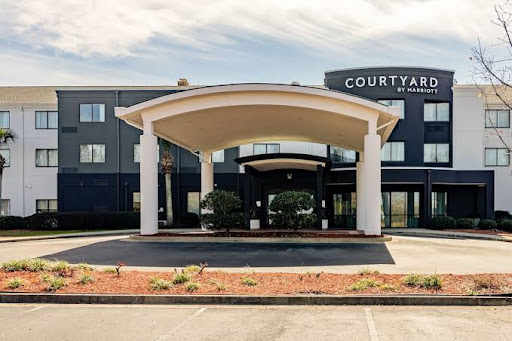 Courtyard by Marriott Brunswick image 7