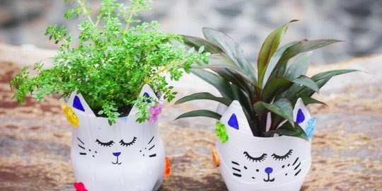 15 Contoh Lukisan Pot Bunga Belajar Melukis