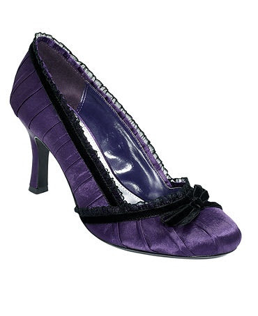 macy's purple pumps