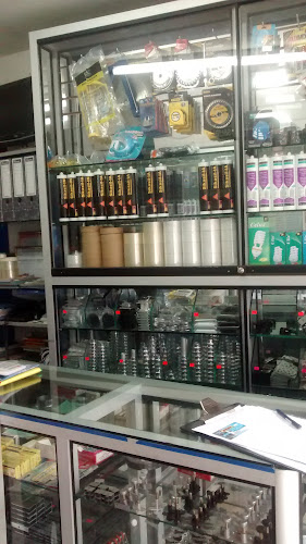 Opiniones de Vidrios & Aluminios Alvarado S.A.C. en San Martín de Porres - Tienda de ventanas