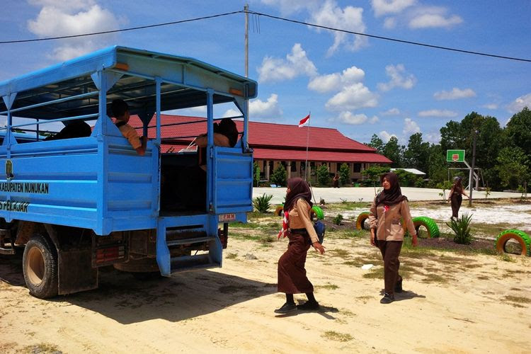 Meski berada di tengah kebun sawit diwilayah terpencil perbatasan Indonesia â