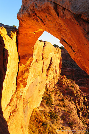 Mesa Arch - Why it glows Mesa Arch - Why it glows