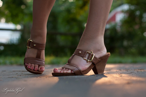 nine west sandals
