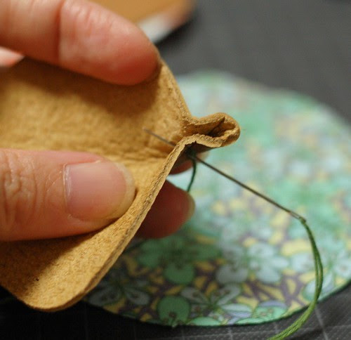 How to make a leather bottom pincushion 10