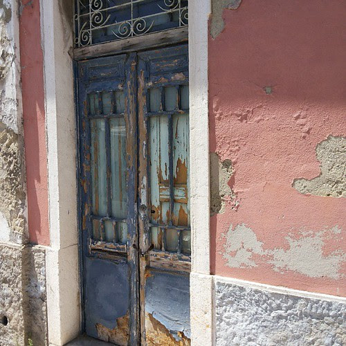 #doors #doorsworldwide #doorsonly #doors_p #decay by Joaquim Lopes