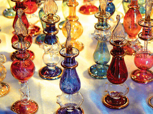 Miniature perfume dispensers
