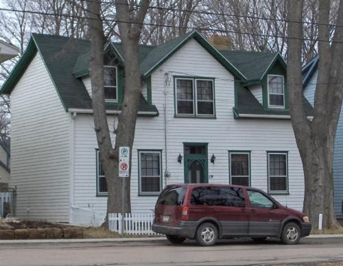 19 Ole King Square