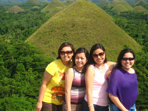 Marj, Lib, Anna, me and the Choclate Hills