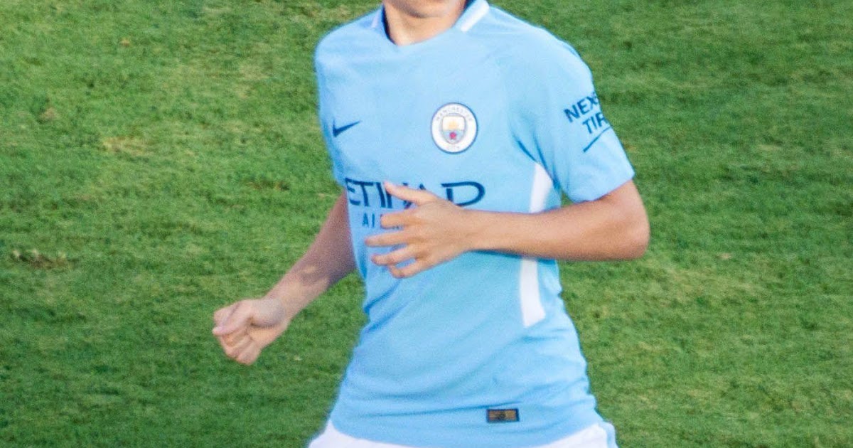 Phil Foden Wallpaper : Phil Foden Wallpaper - KoLPaPer - Awesome Free