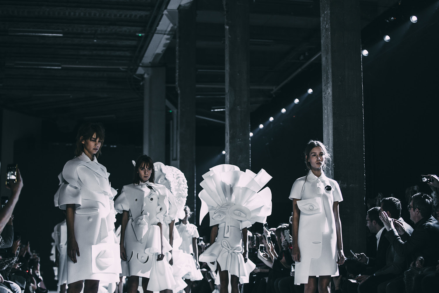 chriselle_lim_viktor_rolf_spring_2016-1-3