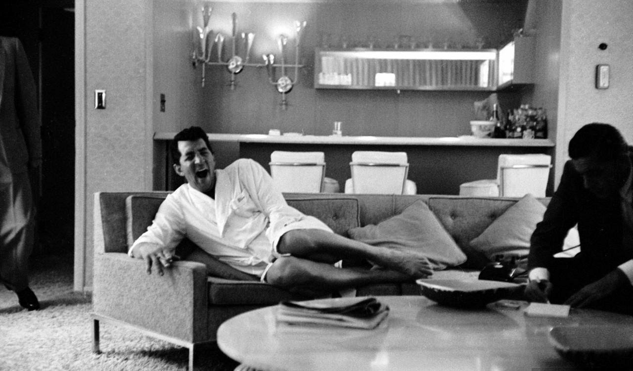 DEAN MARTIN em sua casa 1958