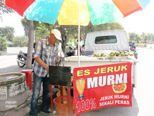 Contoh Banner Es Jeruk Peras gambar spanduk