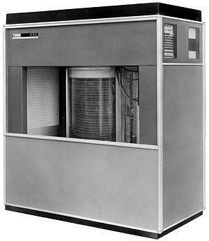 5MB memory storage in 1956
