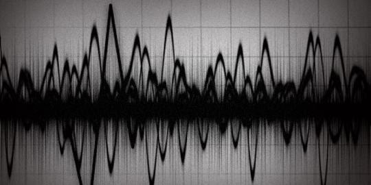 http://klimg.com/merdeka.com/i/w/news/2012/07/06/64475/540x270/bnpb-gempa-89-sr-di-jepang-hoax.jpg