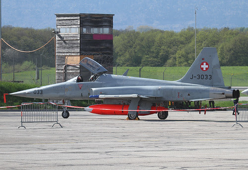 J-3033