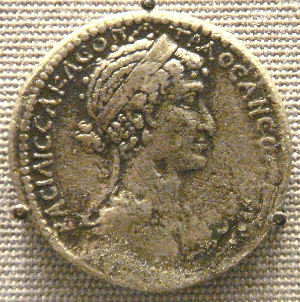 File:Cleopatra VII tetradrachm Syria mint.jpg