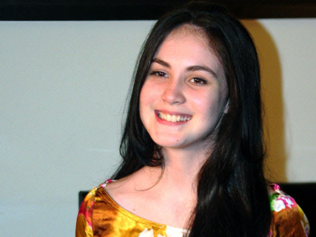 Actress Hollywood Pictures: Arumi Bachsin - Wallpaper Image