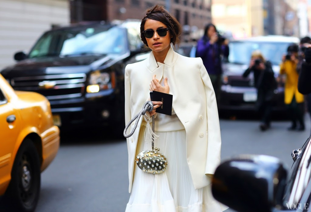white blazer street style mira