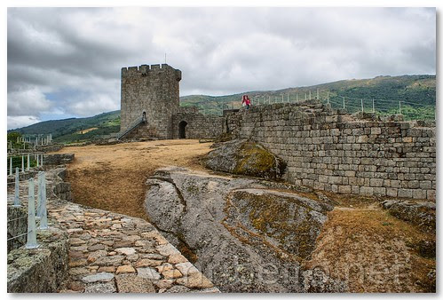 Castelo de Linhares da Beira by VRfoto