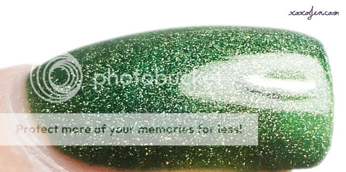 xoxo, Jen's swatch of Glitterdaze Evergreen With Envy nail polish