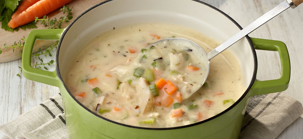 Сварить суп на воде. Суп снежок. Суп молочный с овощами особенности приготовления и подачи. Суп молочный с овощами варианты оформления. Суп «снежок» с мясом птицы.