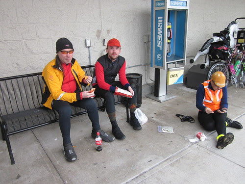 eating lunch in Stayton