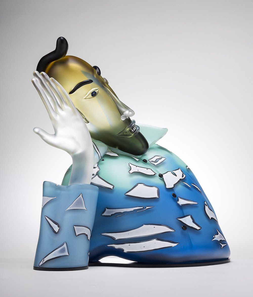 Freeloader 2013. Blown glass, aluminum. 19½ x 19 x 12”