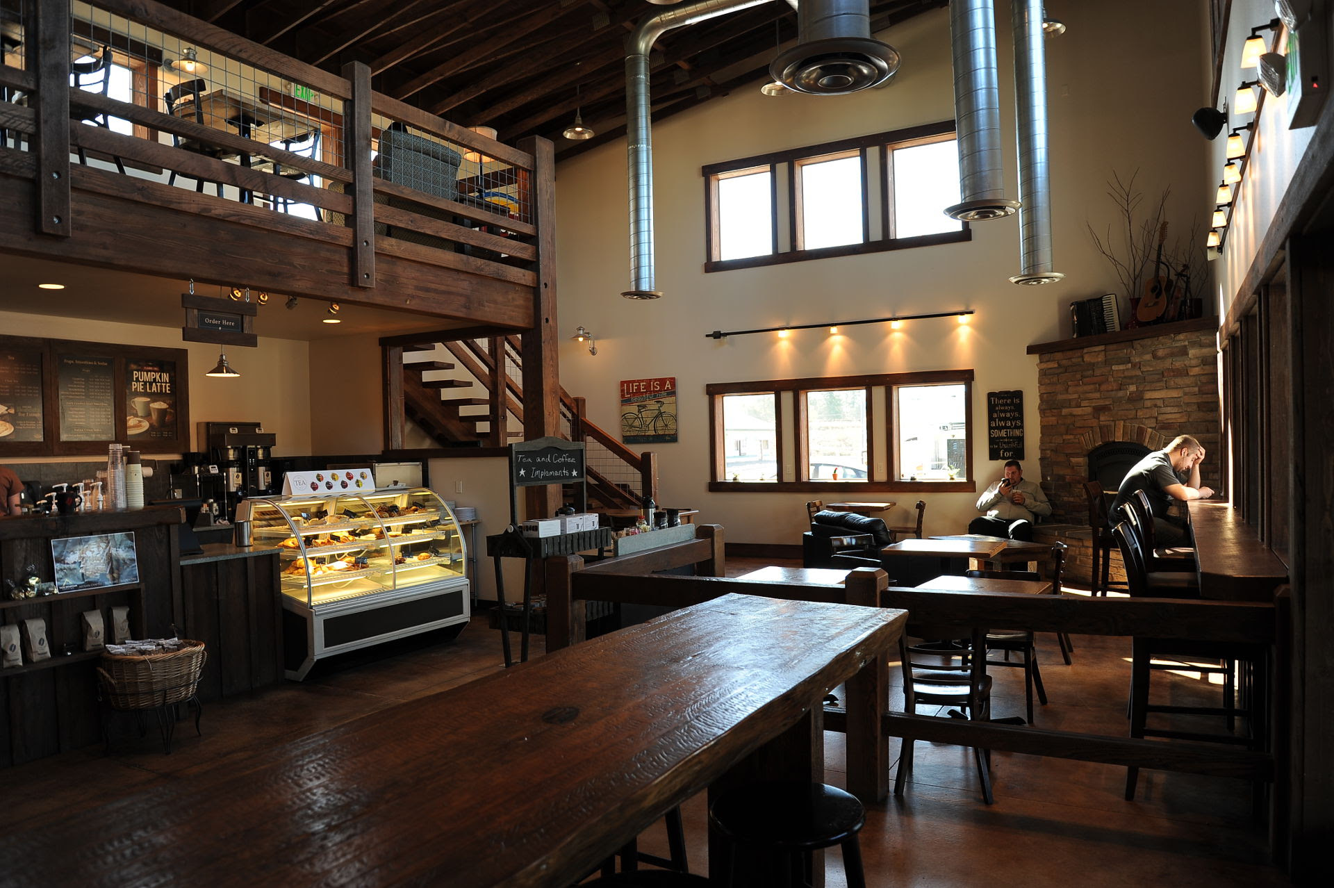 Konsep 37+ Industrial Coffee Shop