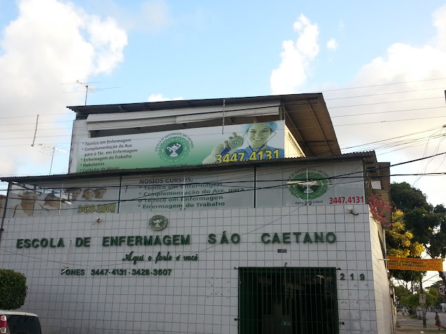 Avaliações sobre Escola de Enfermagem São Caetano em Recife - Escola