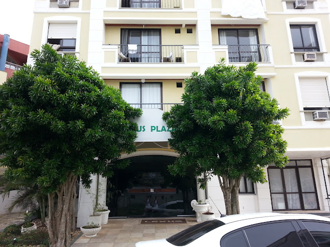Lexus Plaza Hotel