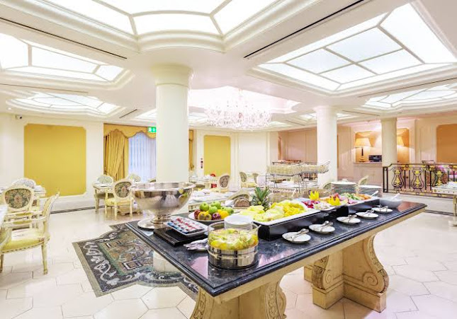 Comments and reviews of The Bentley Hotel London
