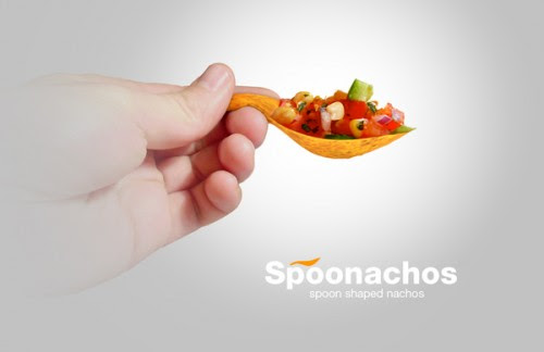 spoonachos salsa 500x324 Spooonachos: Spoon Shaped Nachos