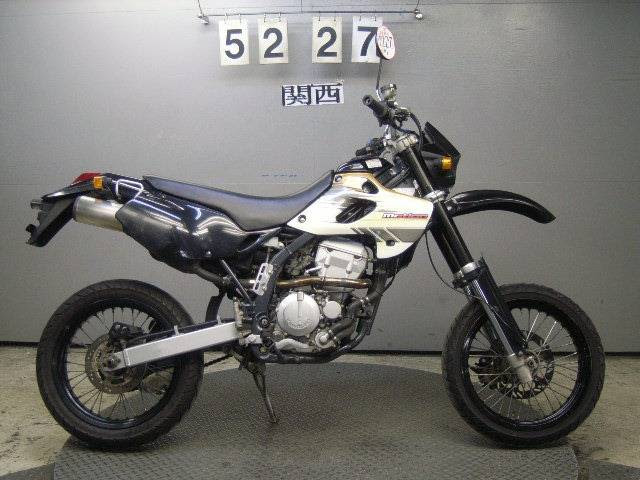 Kawasaki D Tracker Wallpaper