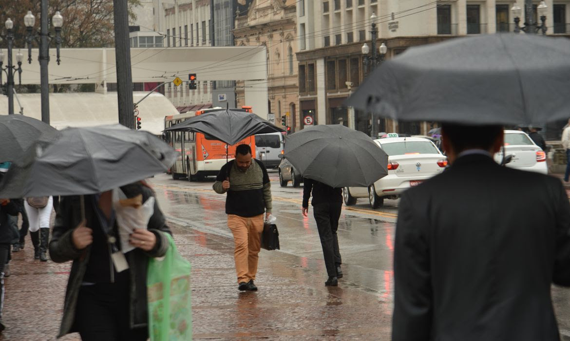 Chuva na região central de São Paulo.