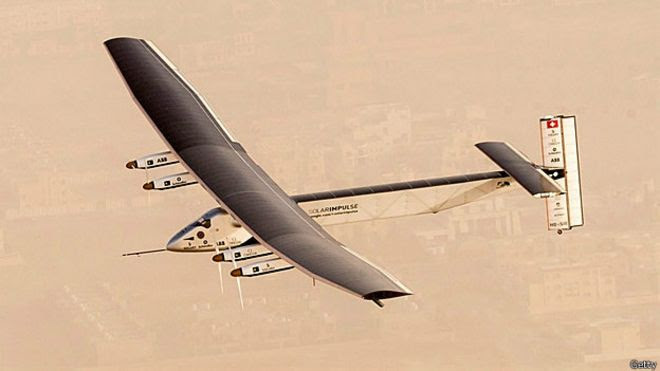 Solar Impulse 2 levantou voo a partir de Abu Dhabi
