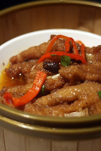 Steamed chicken claw with black bean sauce