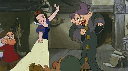 Fotograma de la película «Blancanieves» (1937)