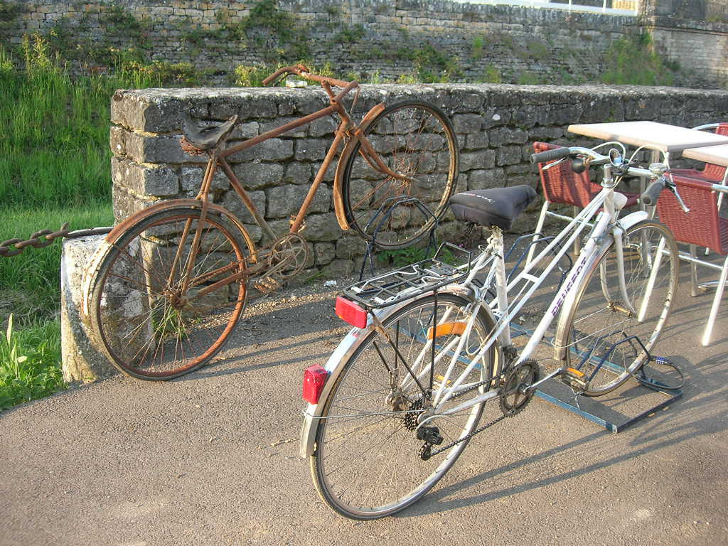 a bicyclette de yves montand